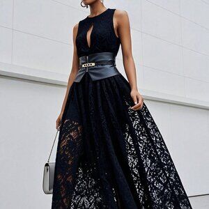 Black Elegant Women's Sexy Sleeveless Lace Front Cutout Maxi Dress